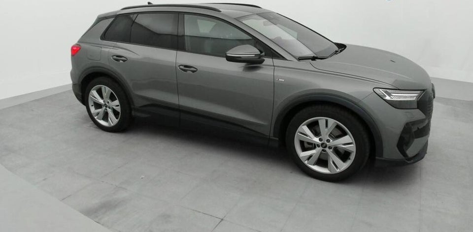 Audi Q4 e-tron 45 S-line 5d