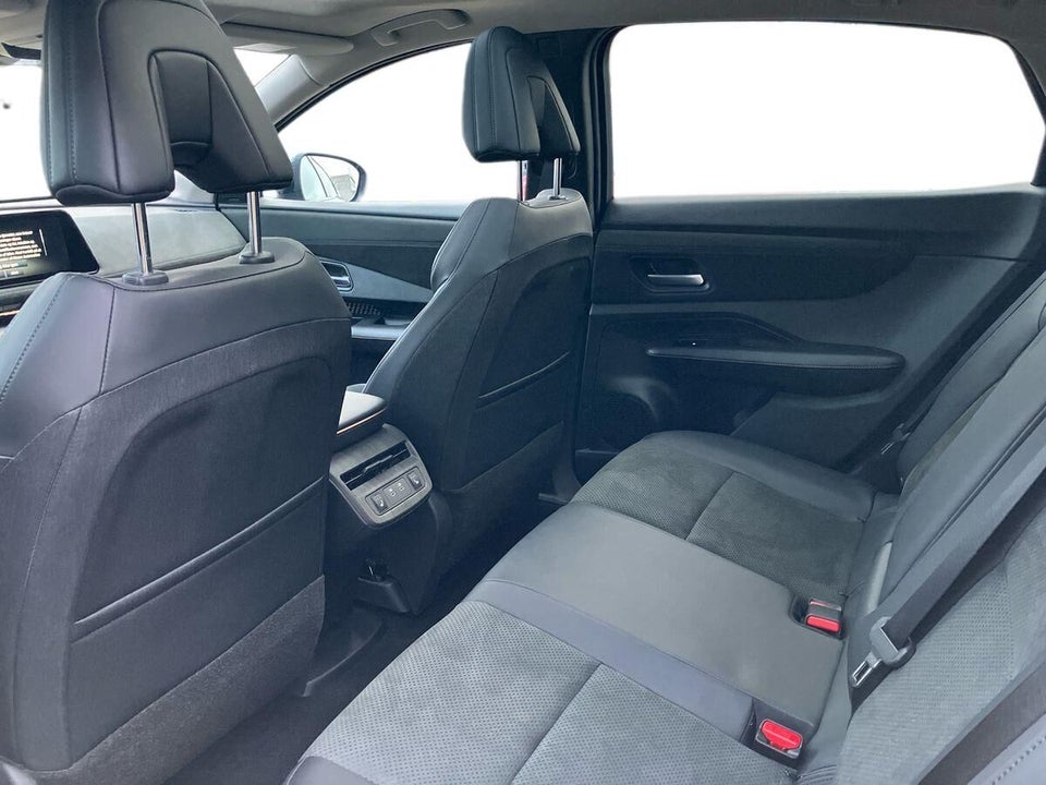 Nissan Ariya 87 Evolve 5d