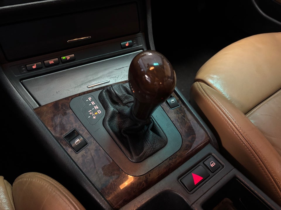 BMW 320d 2,0 Touring M-Sport Steptr. 5d