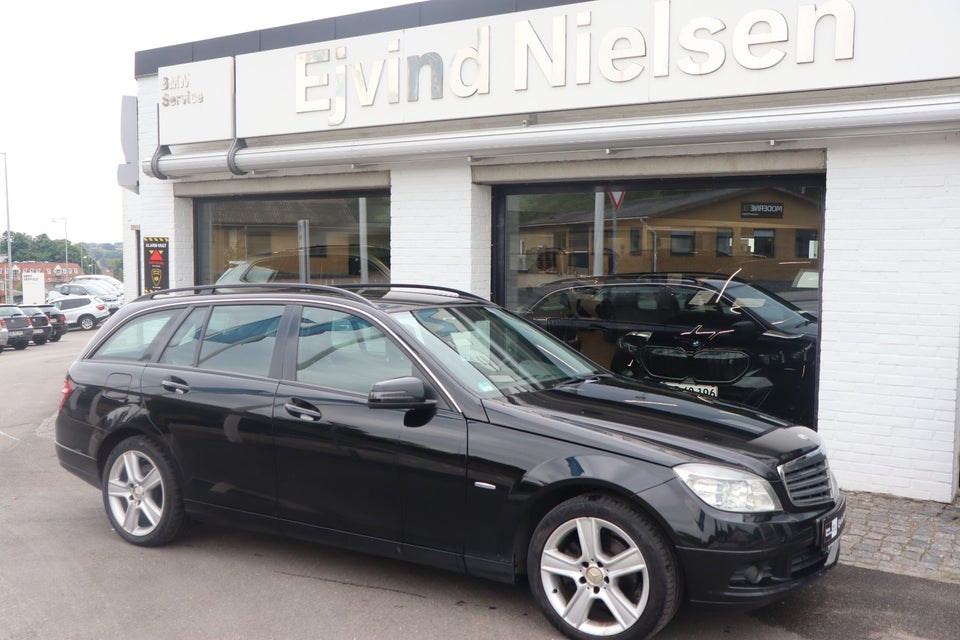 Mercedes C220 2,2 CDi Elegance stc. BE 5d