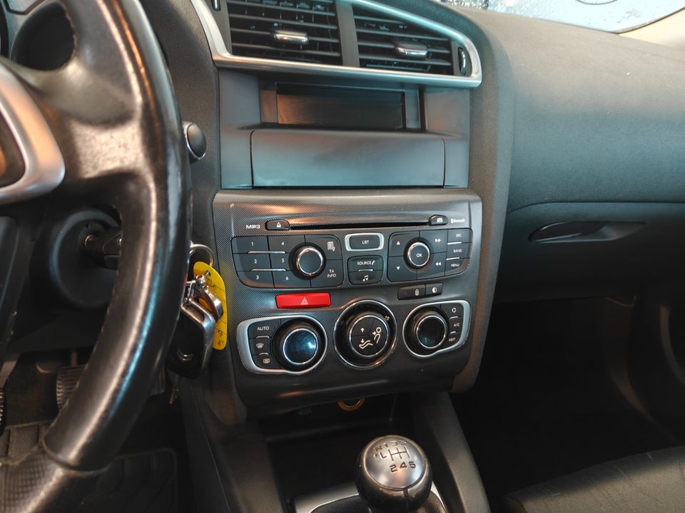 Citroën C4 1,6 e-HDi 112 Seduction 5d