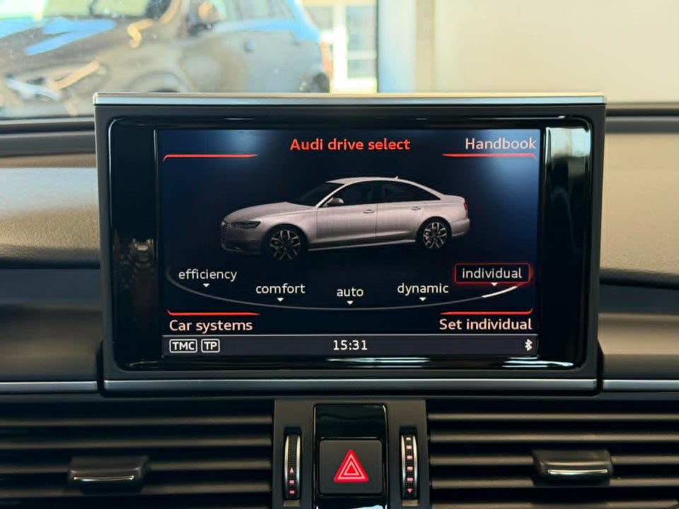 Audi A6 3,0 TDi 218 S-line S-tr. 4d