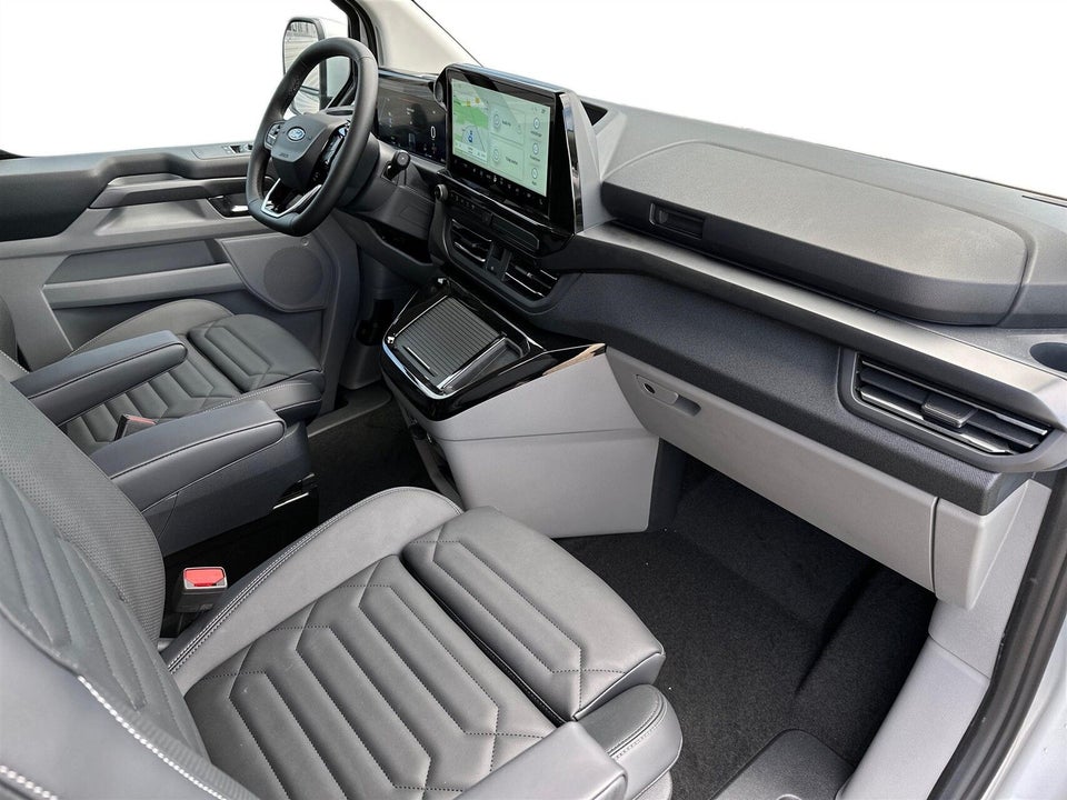 Ford E-Tourneo Custom 340L 64 Titanium X