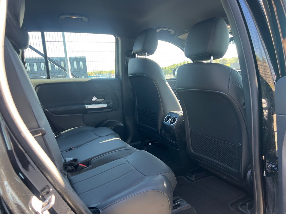 Mercedes EQB300 Progressive 4Matic 5d