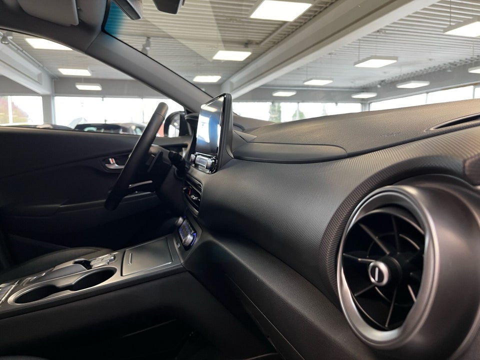 Hyundai Kona 39 EV Essential 5d