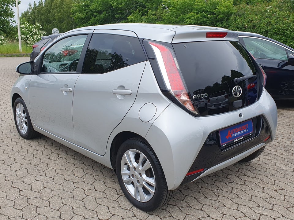 Toyota Aygo 1,0 VVT-i x-cellence 5d