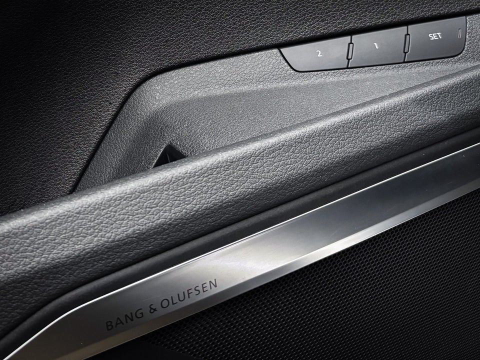 Audi e-tron 55 Advanced quattro 5d