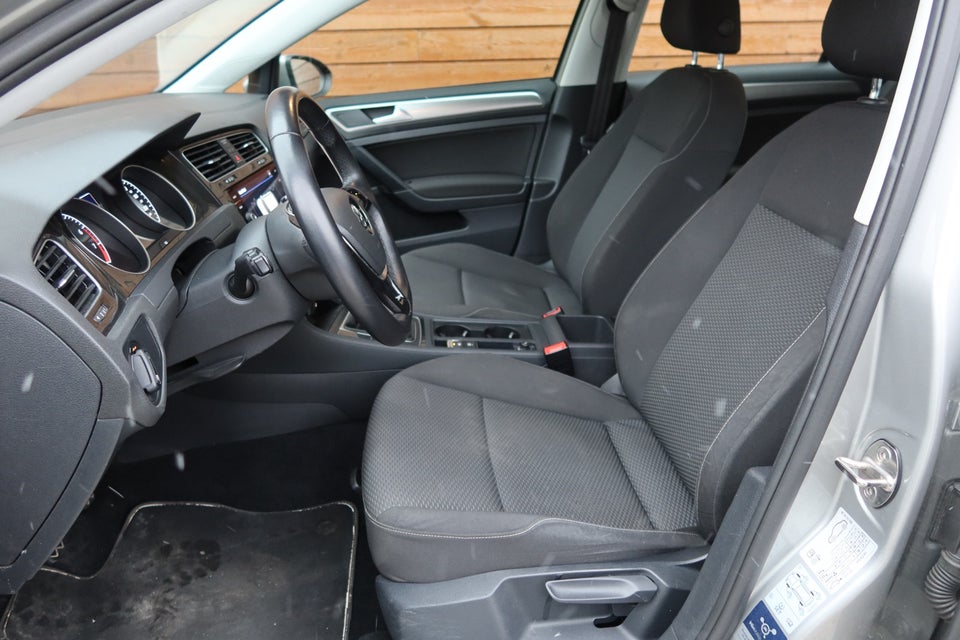 VW Golf VII 1,0 TSi 85 Trendline 5d