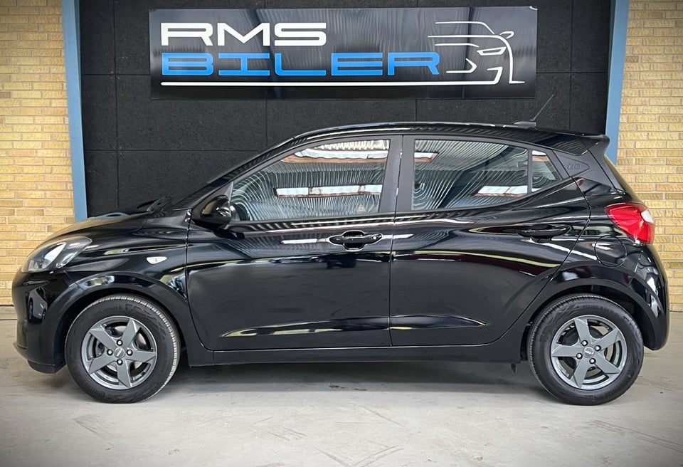 Hyundai i10 1,0 MPi Essential 5d