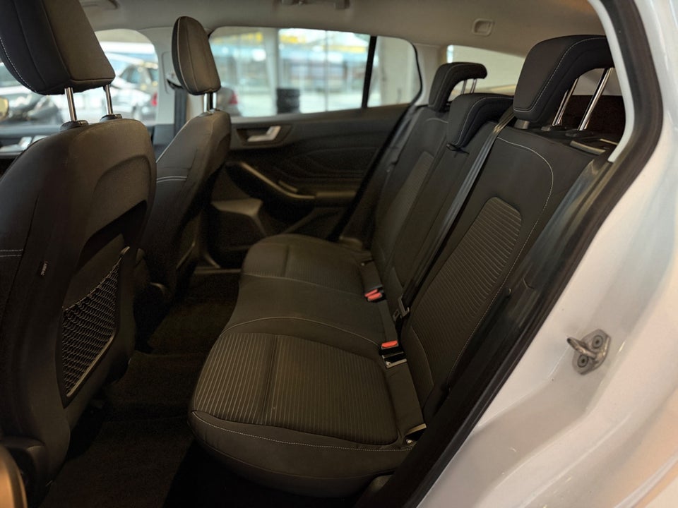 Ford Focus 1,0 EcoBoost Titanium aut. 5d