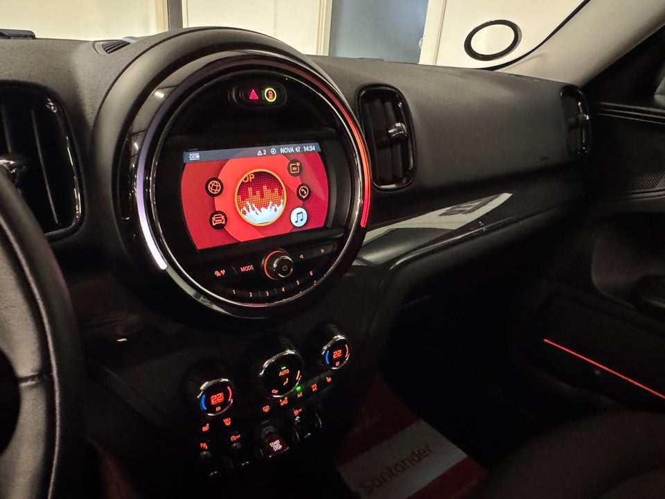 MINI Countryman Cooper 1,5 Essential aut. 5d