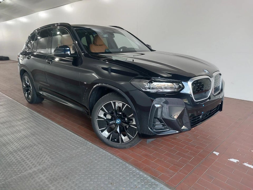 BMW iX3 Charged M-Sport 5d