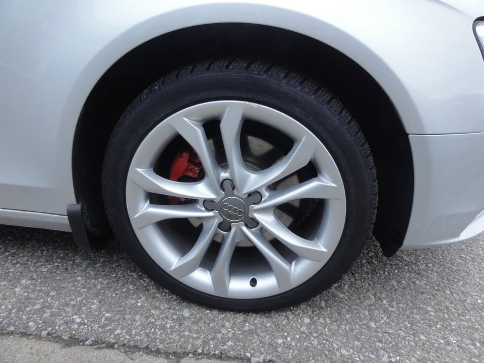 Audi A4 2,0 TDi 143 4d