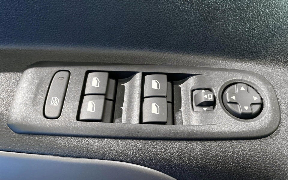 Toyota ProAce City Verso 50 Medium Family 5d