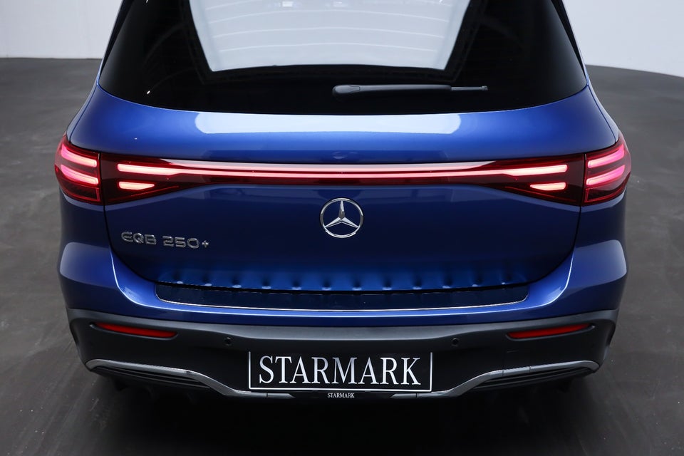 Mercedes EQB250+ AMG Premium 5d