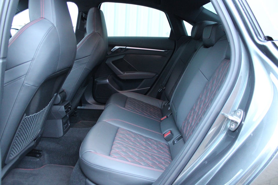 Audi S3 2,0 TFSi quattro S-tr. 4d