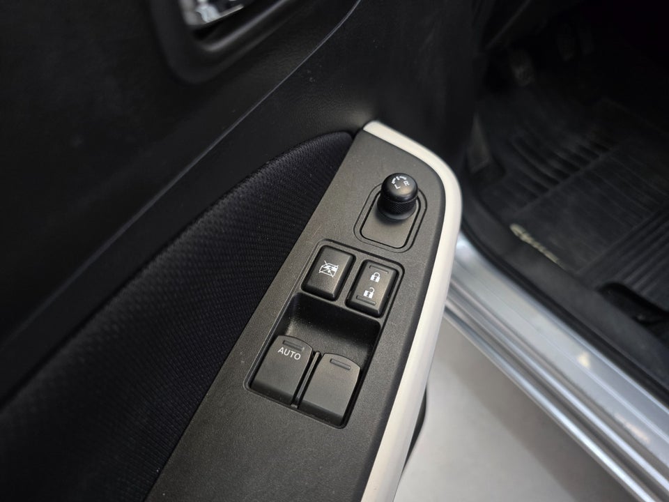 Suzuki Swift 1,2 Dualjet Action KUP 5d