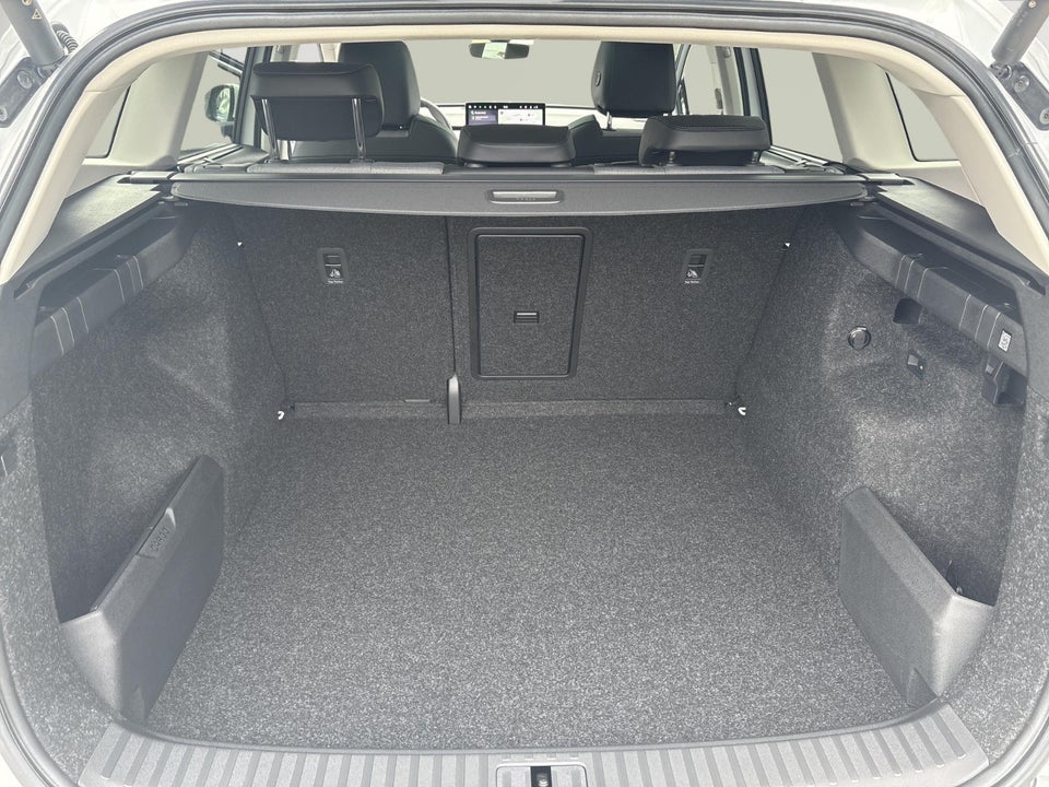 Skoda Enyaq 60 iV Premium 5d