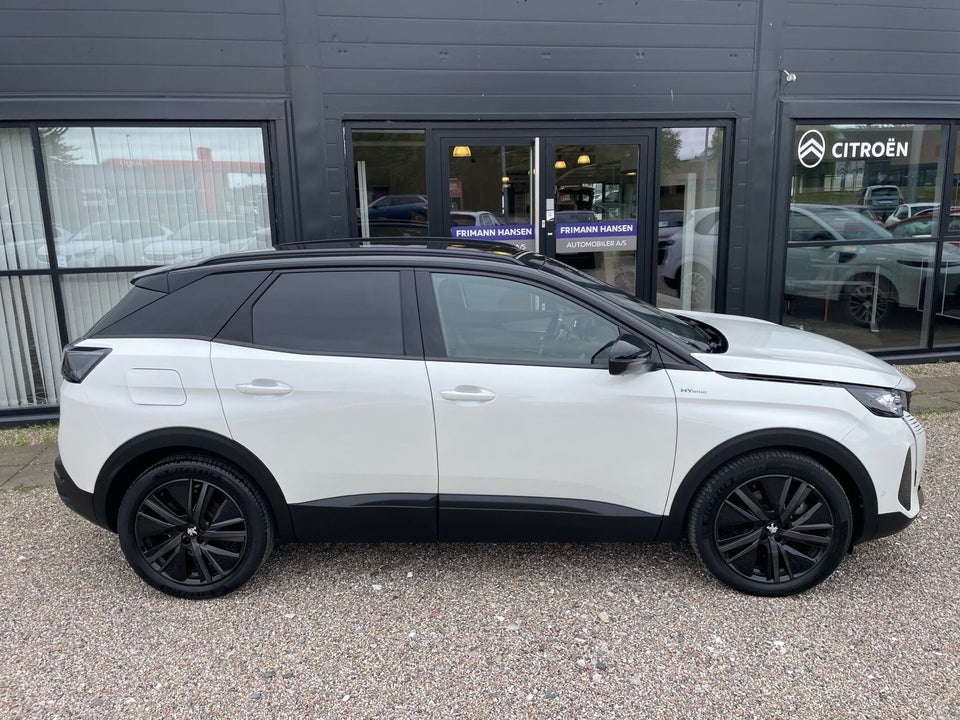 Peugeot 3008 1,6 Hybrid GT Black Pack EAT8 5d
