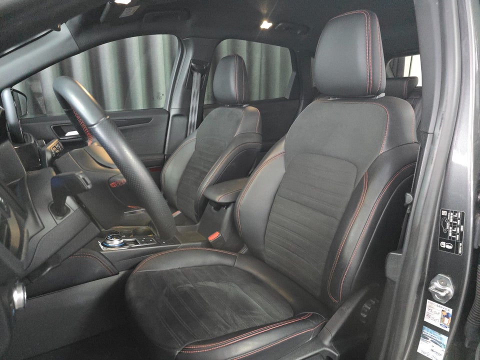 Ford Kuga 2,5 PHEV ST-Line X CVT 5d