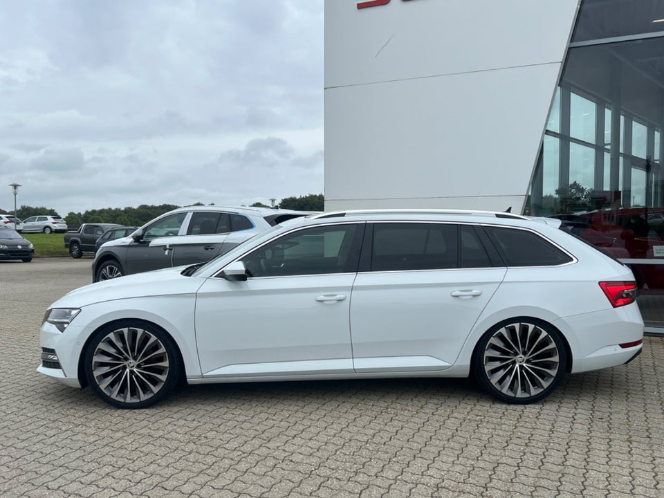 Skoda Superb 1,4 TSi iV Business Executive Combi DSG 5d