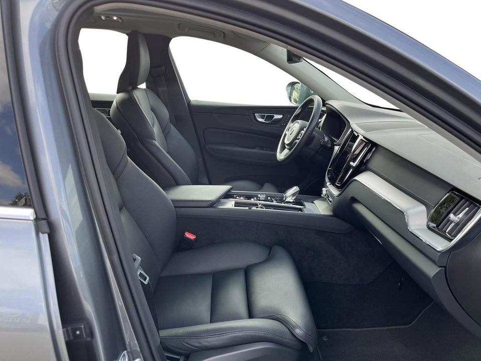 Volvo XC60 2,0 T6 ReCharge Inscription aut. AWD 5d