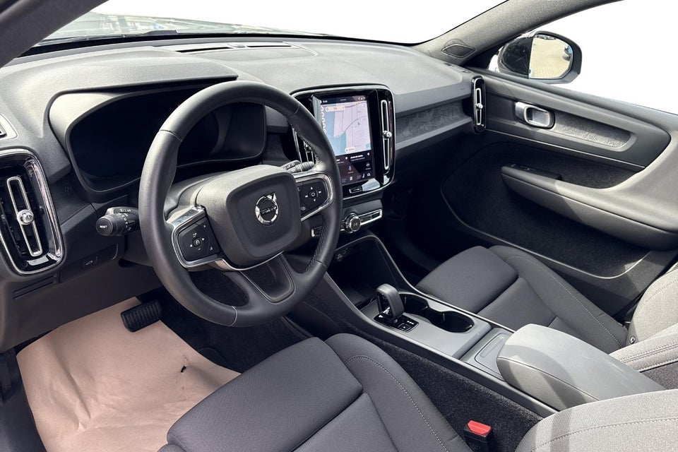 Volvo EX40 Extended Range Plus 5d