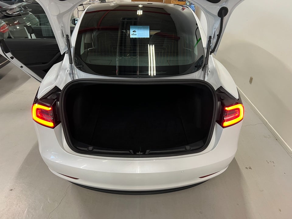 Tesla Model 3 Performance AWD 4d