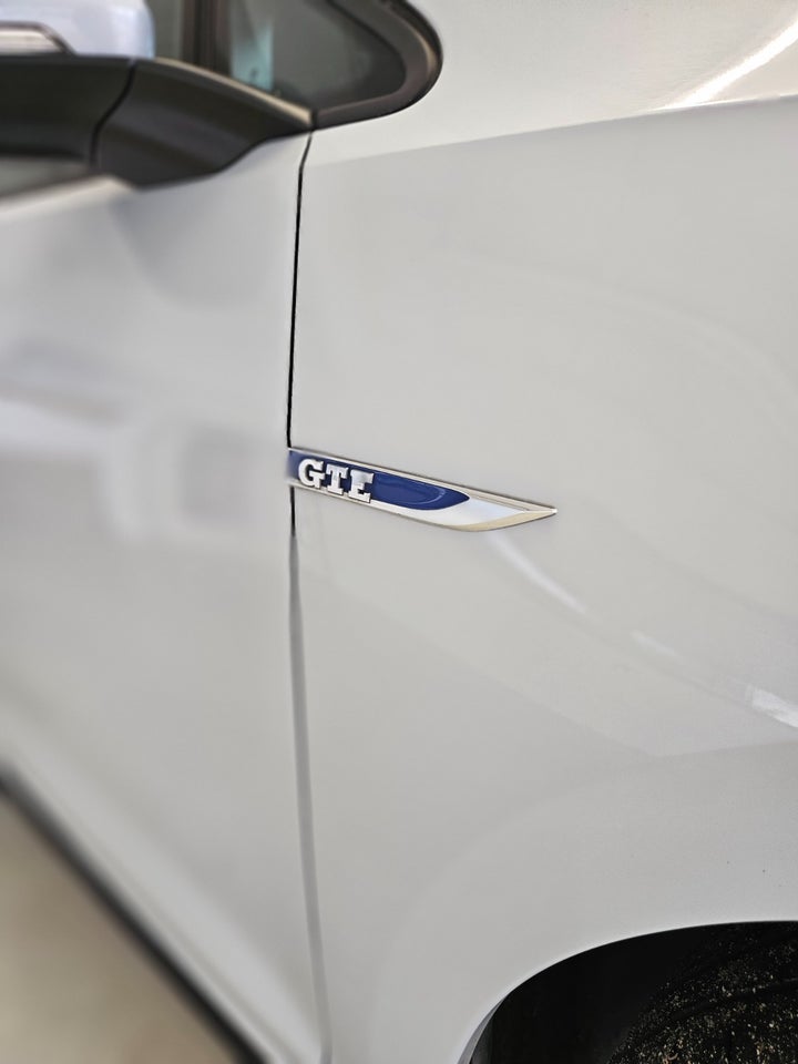 VW Golf VII 1,4 GTE DSG 5d