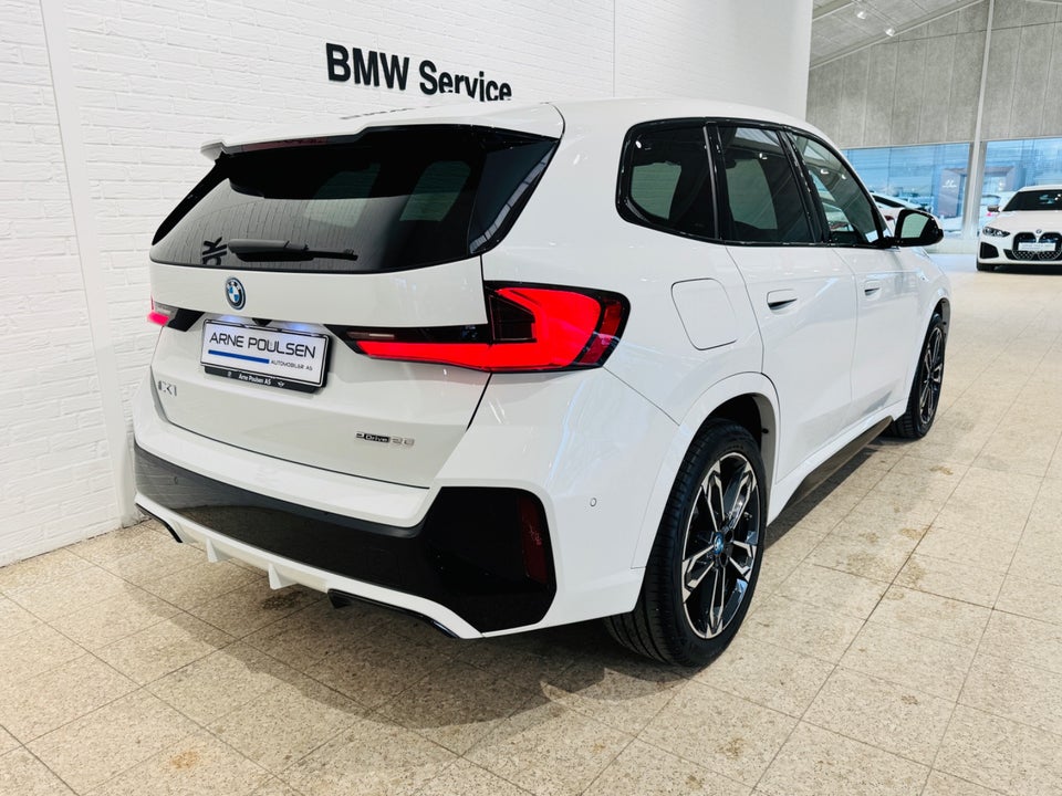 BMW iX1 eDrive20 M-Sport 5d