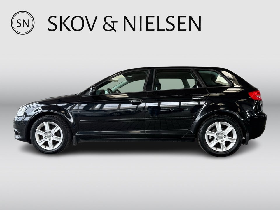 Audi A3 1,6 TDi Ambiente Sportback S-tr. 5d