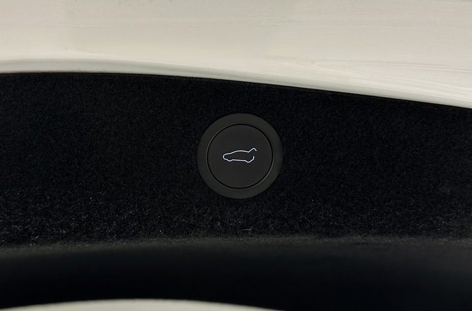 Tesla Model 3 RWD 4d