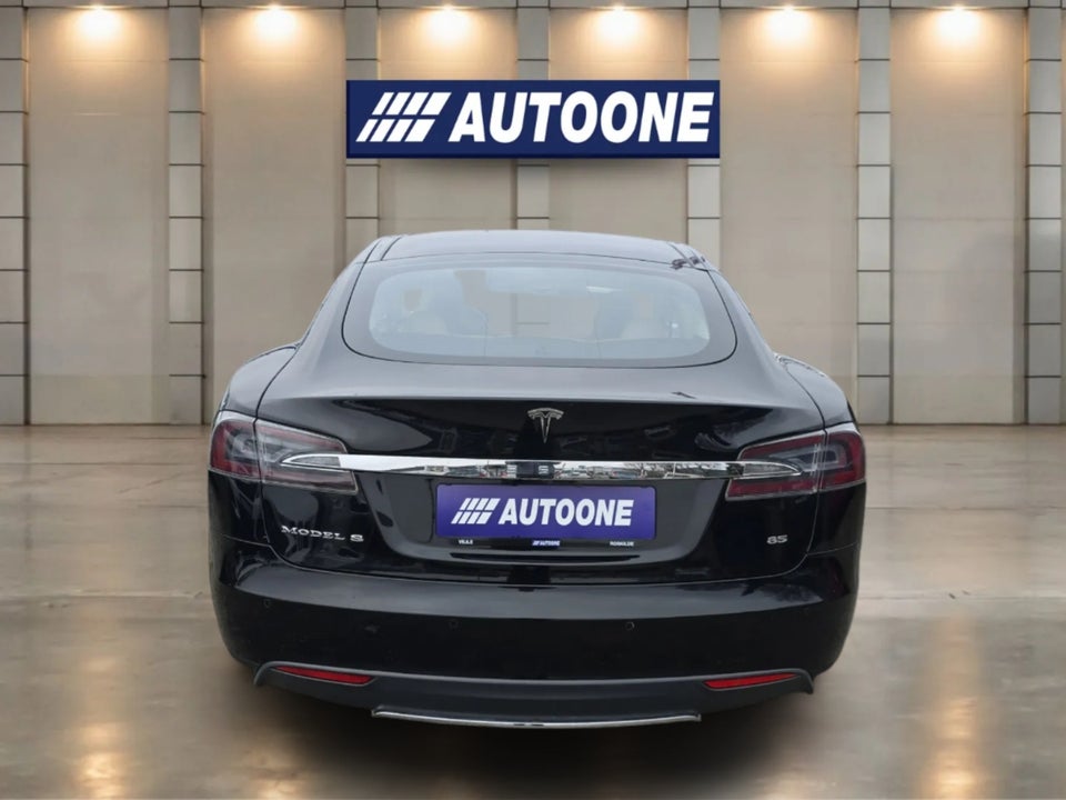 Tesla Model S 85 5d