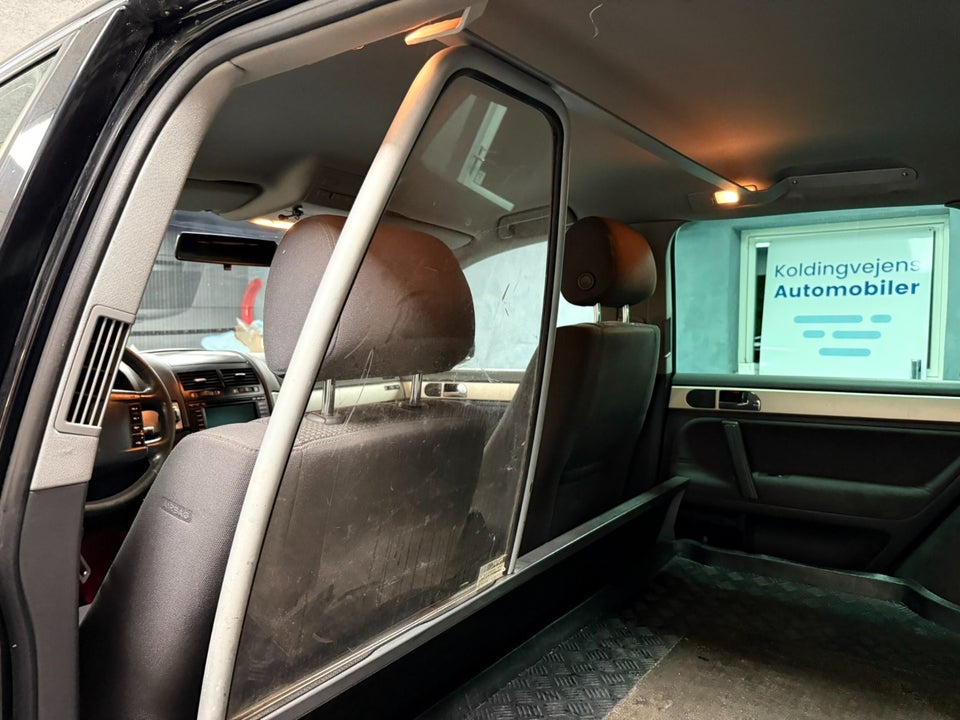 VW Touareg 2,5 TDi Tiptr. 4Motion Van 5d