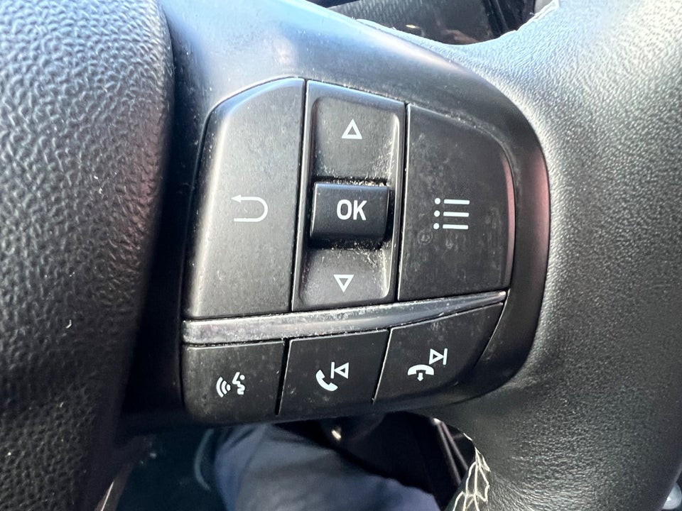 Ford Fiesta 1,0 EcoBoost mHEV Active 5d