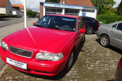 Annonce: Volvo S70 2,0  - Pris 29.900 kr.