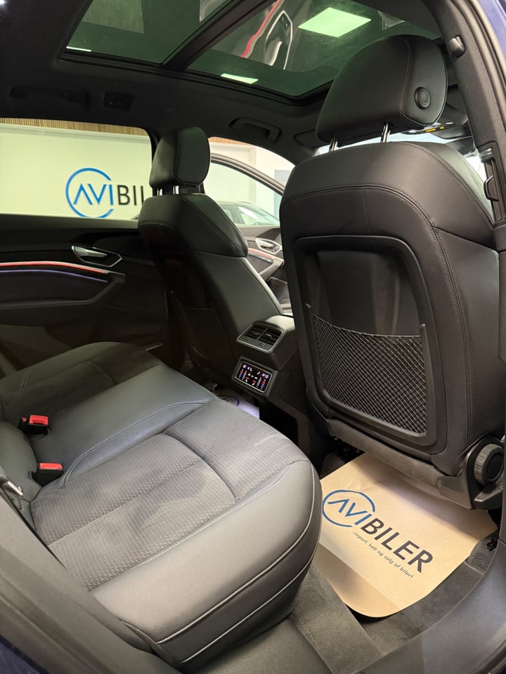 Audi e-tron 55 S-line quattro 5d