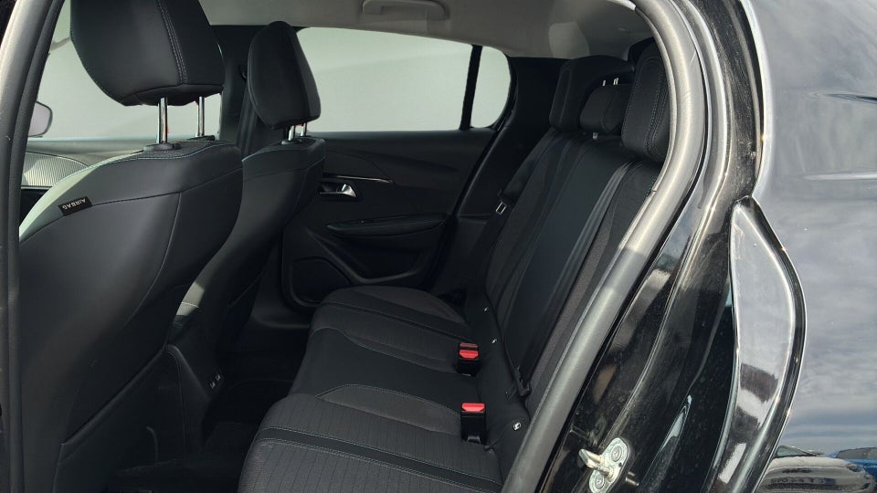 Peugeot 208 1,2 PureTech 100 Supreme+ 5d