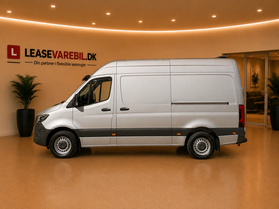 Mercedes Sprinter 317 2,0 CDi A2 Kassevogn aut. RWD