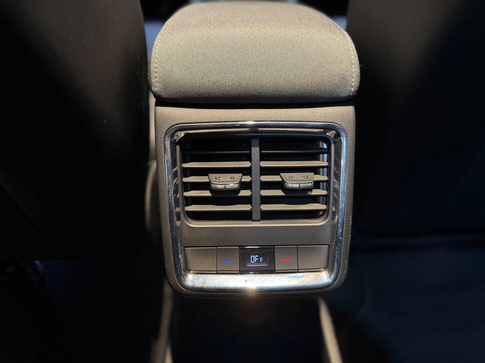 Skoda Enyaq 80 iV Loft 5d