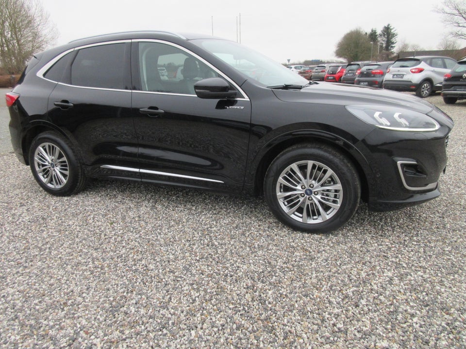 Ford Kuga 2,5 PHEV Vignale CVT 5d