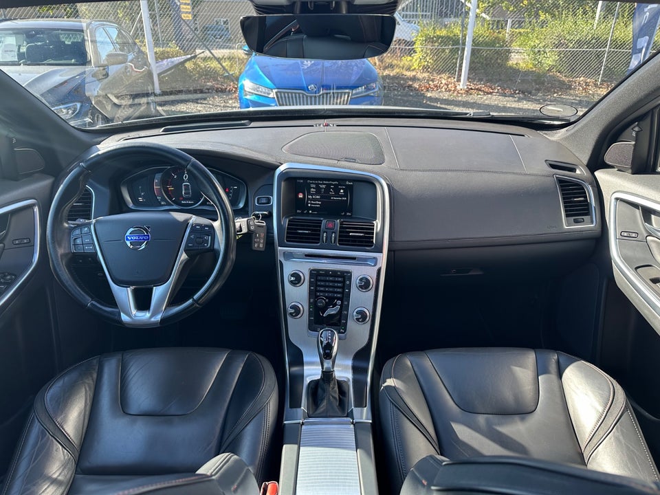 Volvo XC60 2,0 D4 181 Ocean Race aut. 5d