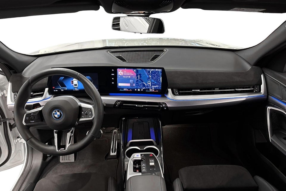 BMW iX2 eDrive20 M-Sport 5d