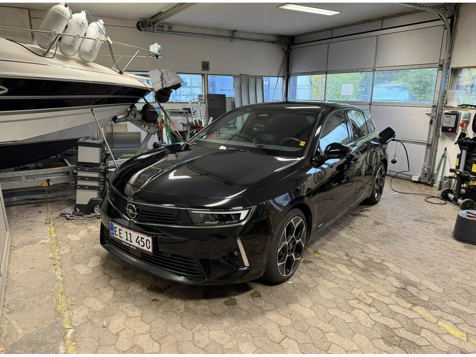 Opel Astra 1,6 PHEV Ultimate aut. 5d