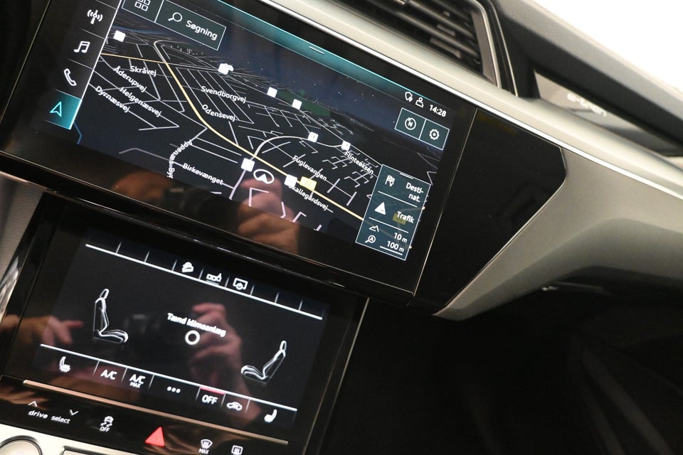 Audi e-tron 55 Prestige quattro 5d