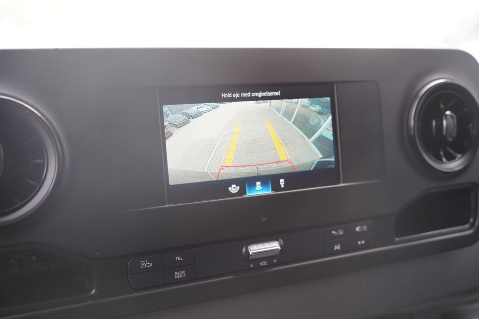 Mercedes Sprinter 215 2,0 CDi A2 Chassis aut. FWD 2d