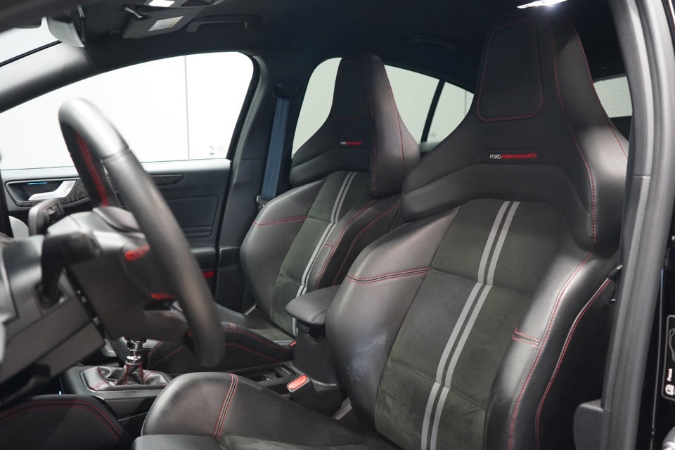 Ford Focus 2,3 EcoBoost ST-X 5d