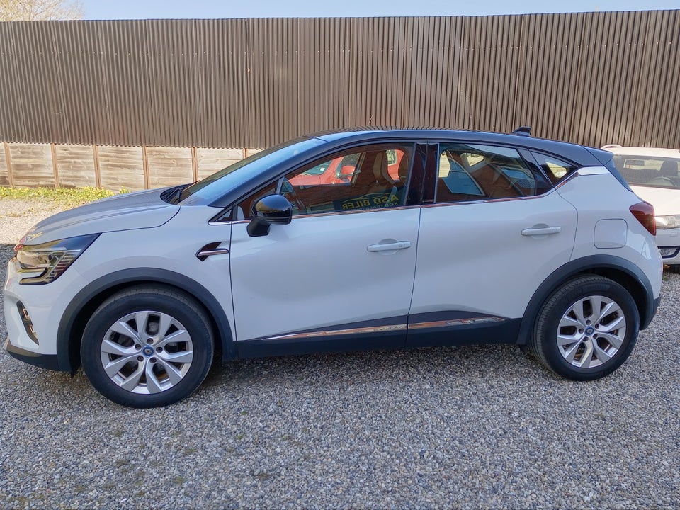 Renault Captur 1,6 E-Tech Intens 5d