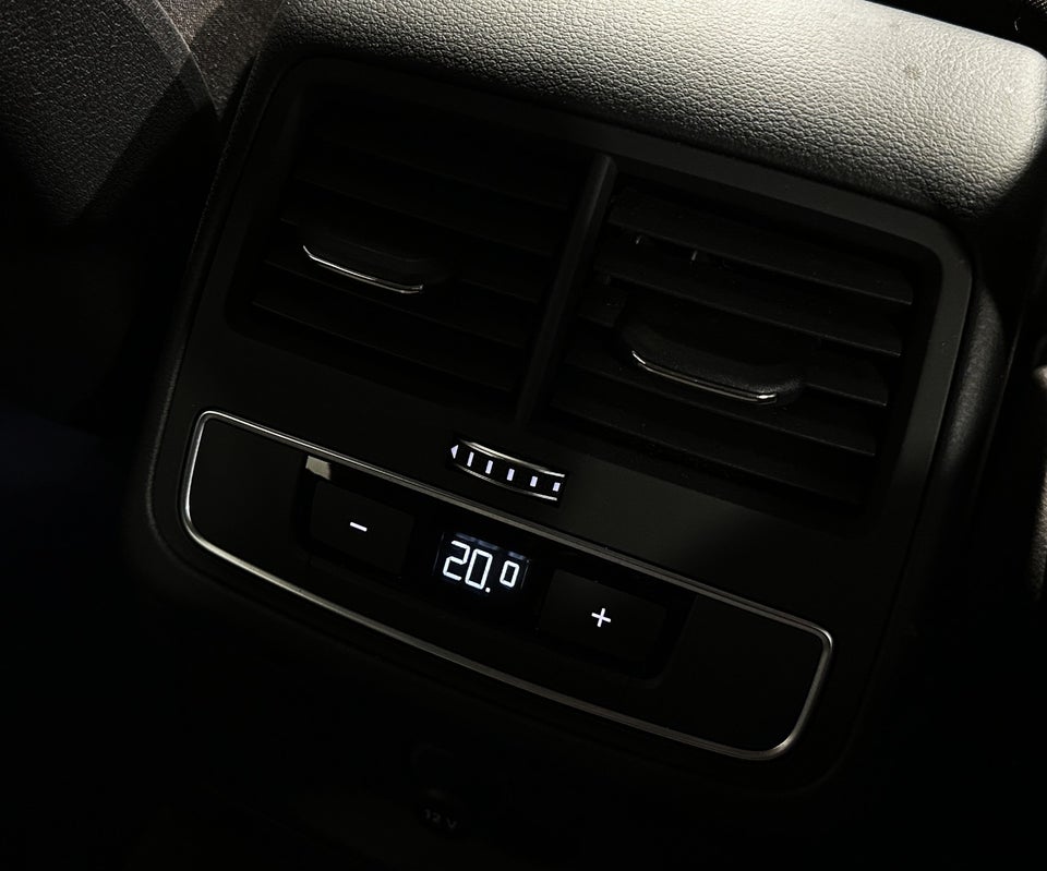 Audi A4 40 TFSi Prestige Avant S-tr. 5d