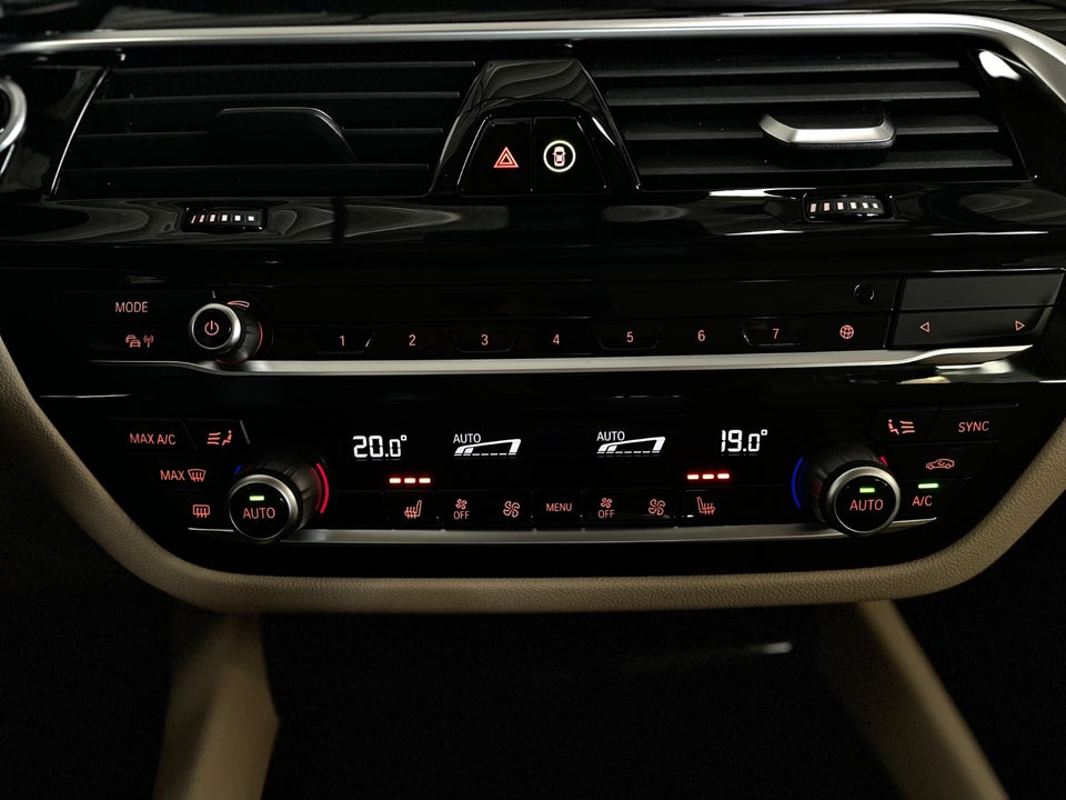 BMW 530e 2,0 Touring Sport Line aut. 5d